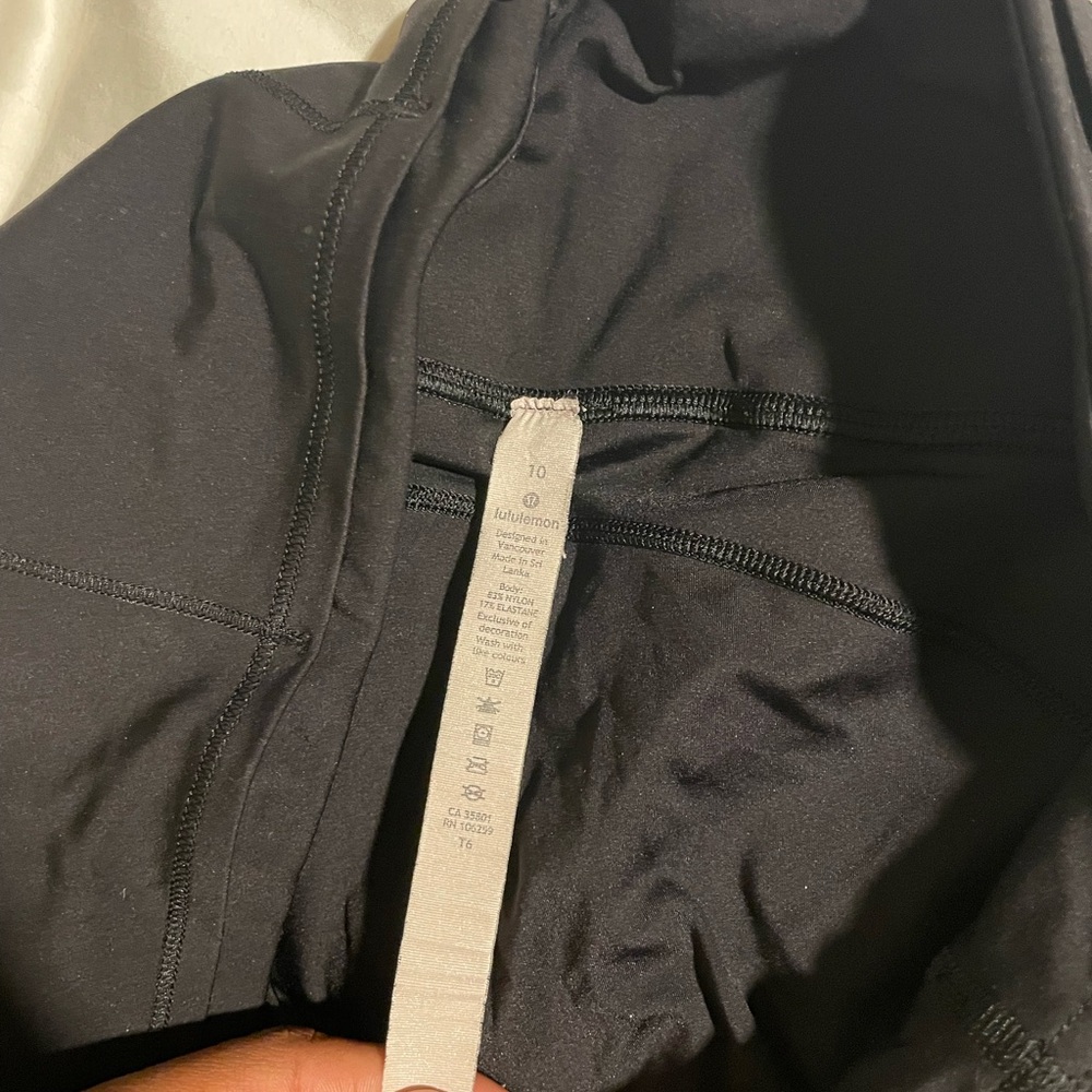 Lululemon Black Fast and Free Shorts EUC - Picture 8 of 8